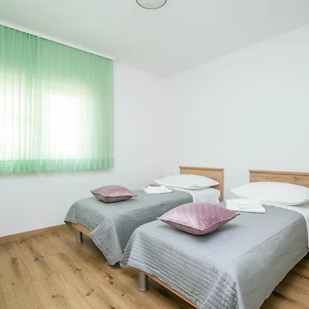 With Parking Space Solin, Split - 25393 Solin