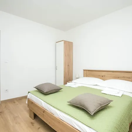 Apartman With Parking Space Solin, Split - 25393